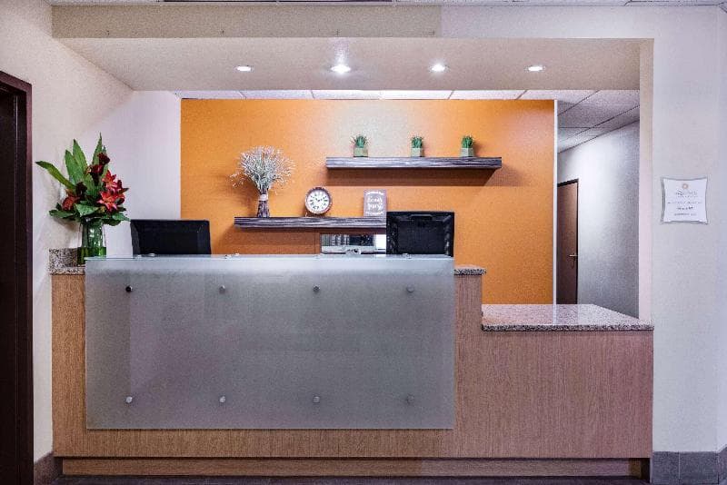 La Quinta Inn & Suites by Wyndham Helena 5