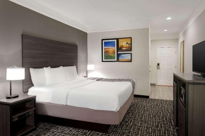 La Quinta Inn & Suites by Wyndham I-20 Longview South 4
