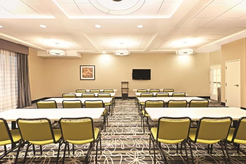 La Quinta Inn & Suites by Wyndham Billings photo 1