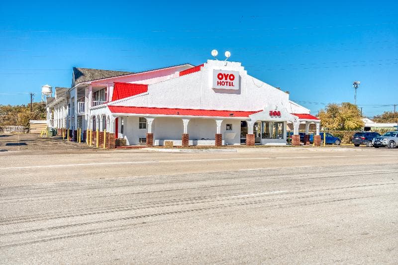 Oyo Hotel Waco University Area/ I-35 3
