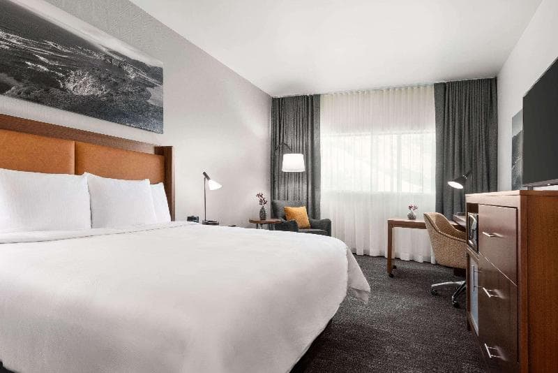 La Quinta Inn & Suites San Luis Obispo Downtown 5