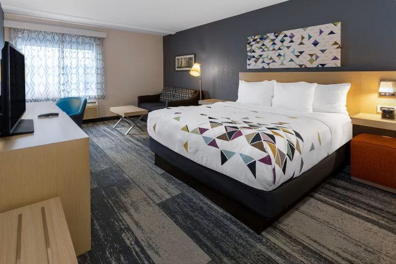 Baymont by Wyndham White Plains - Elmsford 5