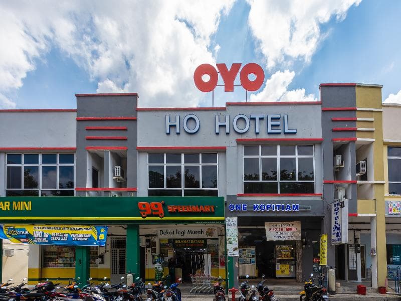 Oyo 1185 Ho Hotel 3