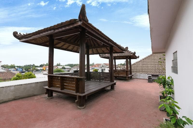 Oyo 2346 Hotel Padjadjaran 1 3