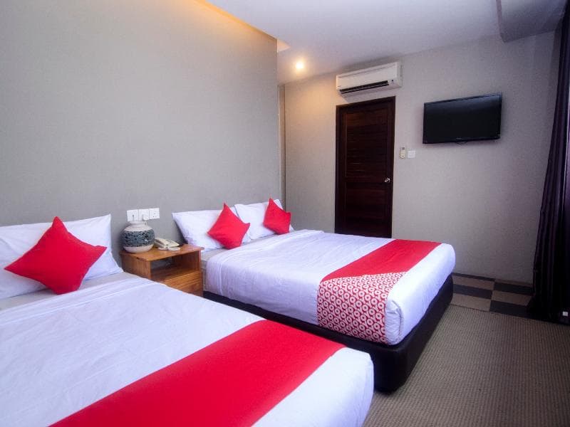 Oyo 910 Hills Residence 5