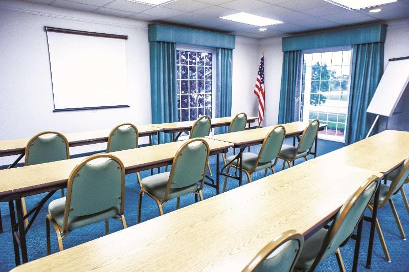 La Quinta Inn by Wyndham Moline Airport photo 1
