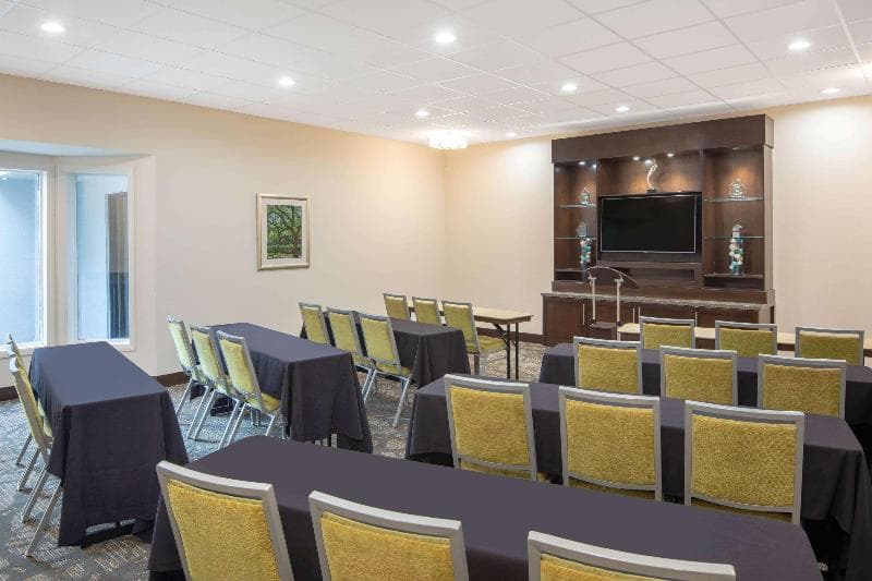 Wingate by Wyndham Valdosta/Moody AFB photo 1