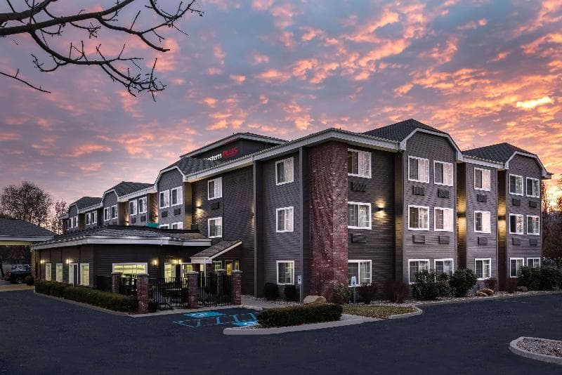 Best Western Plus Spokane North 5