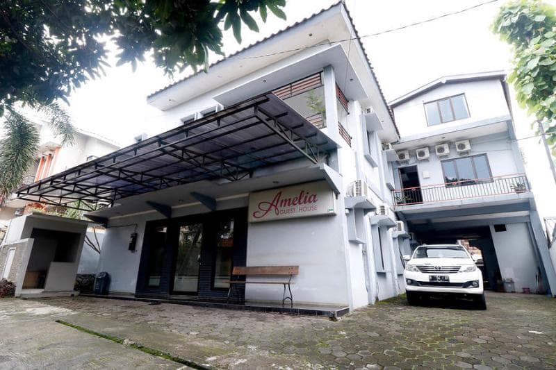 Reddoorz Plus Near Undip Tembalang photo 1