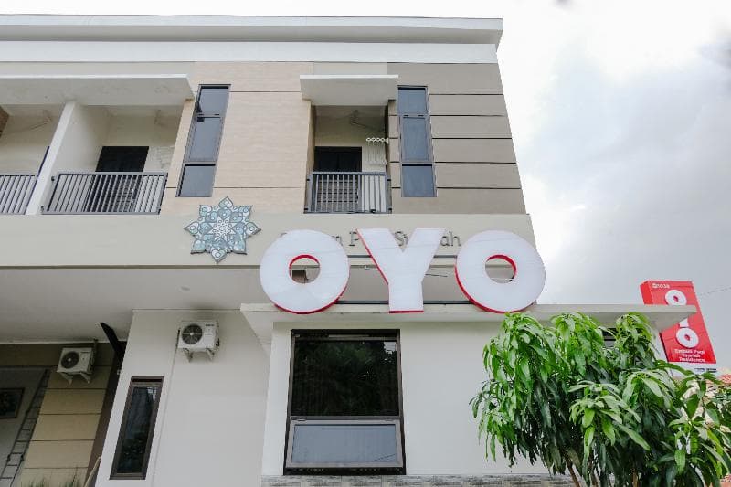 Oyo 1038 Embun Pagi Syariah Residence 4