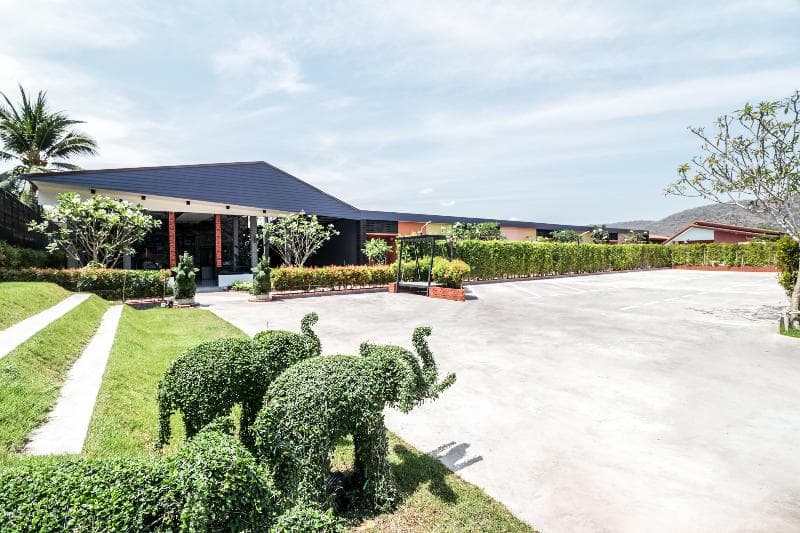 Baan Noppadol Hua Hin Loft Resort 4