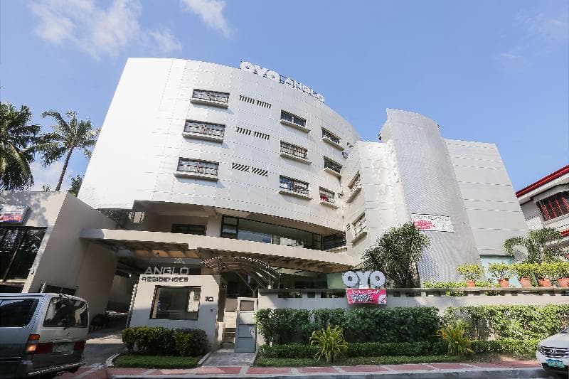 Anglo Residences by OYO Rooms 2
