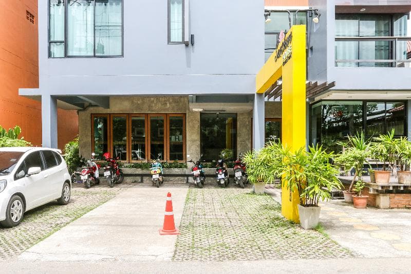 Sunshine House 3