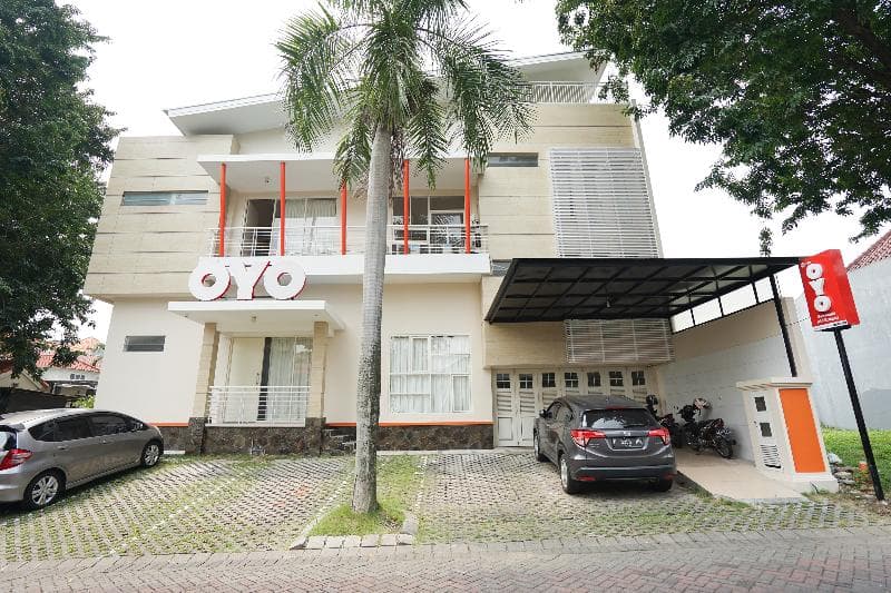 Oyo 782 Menjangan Residence At Citraland 1 2