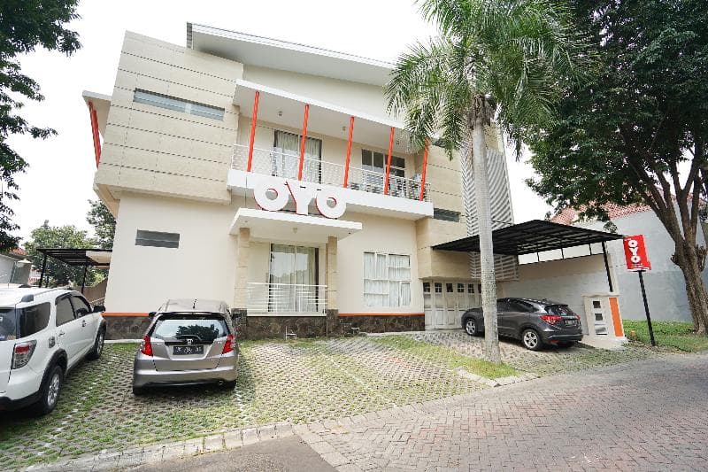 Oyo 782 Menjangan Residence At Citraland 1 3