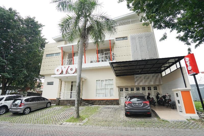 Oyo 782 Menjangan Residence At Citraland 1 4