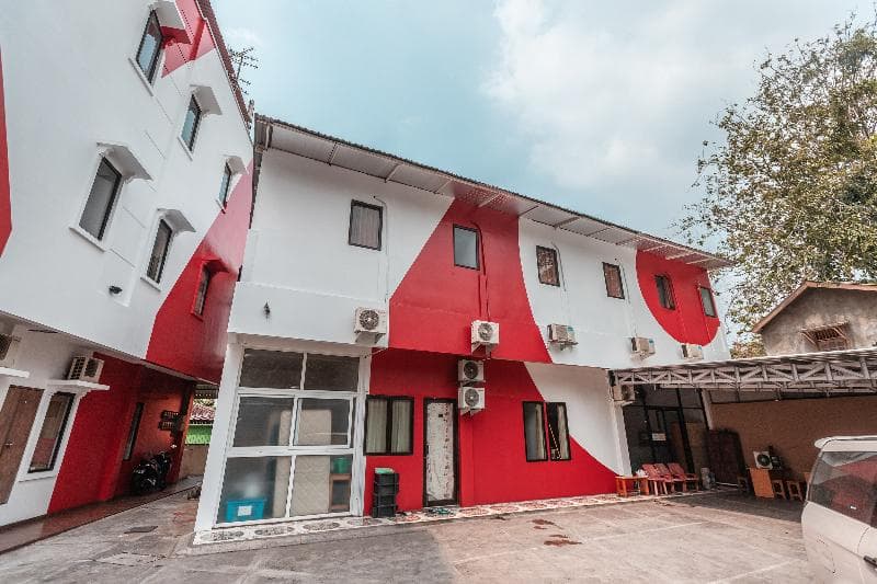 Idola Residence By Oyo Rooms 2