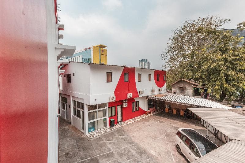 Idola Residence By Oyo Rooms 4