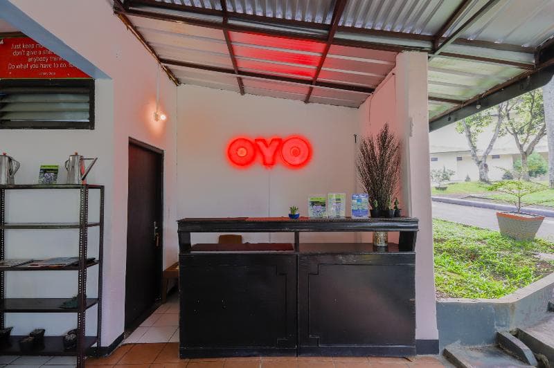 Oyo 883 Pavo Resort 3