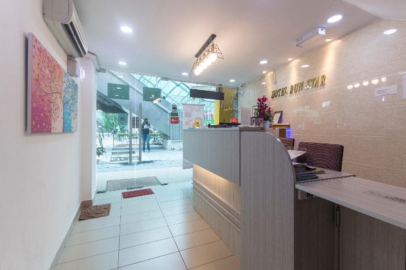 Oyo 805 Hotel Run Star