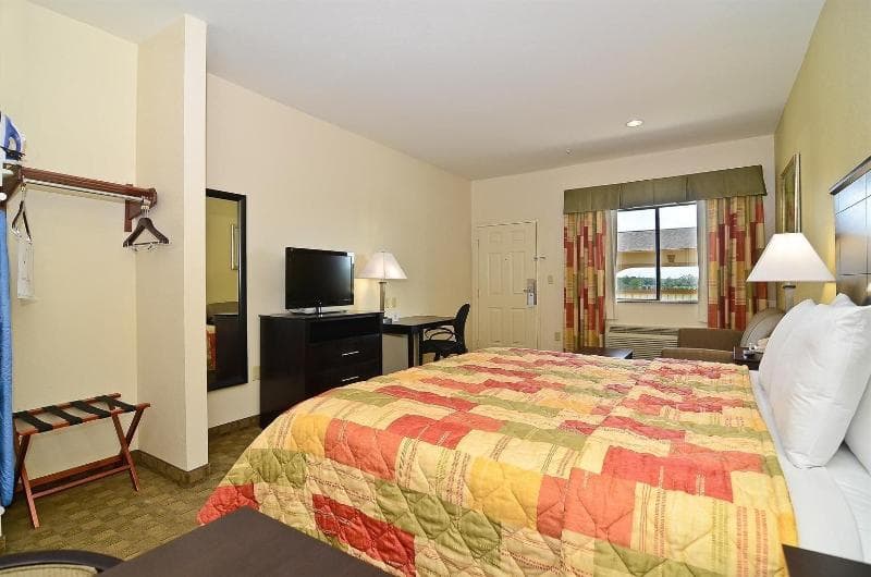 Americas Best Value Inn & Suites Tomball photo 1