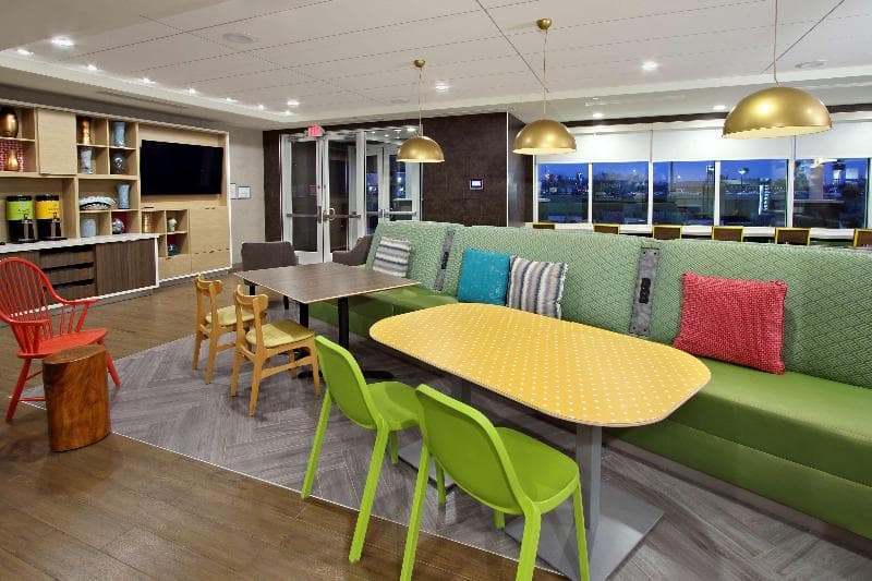 Home2 Suites by Hilton Beaumont, TX 4