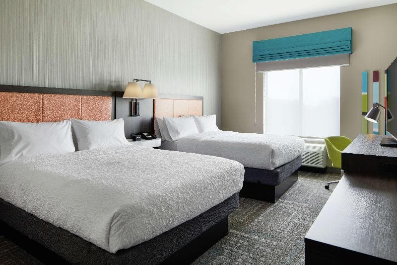 Hampton Inn & Suites Chicago Waukegan 4