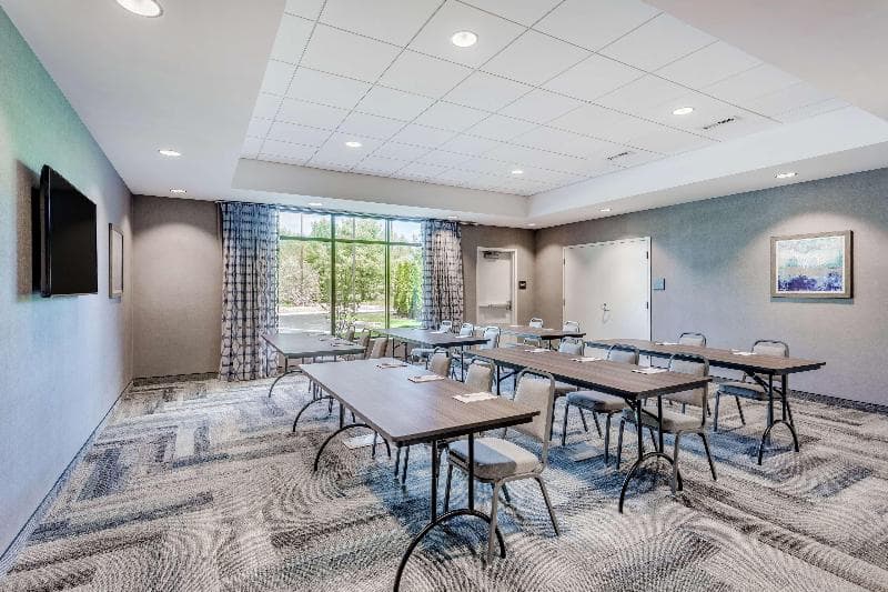 Hampton Inn & Suites Kittery-Portsmouth photo 1