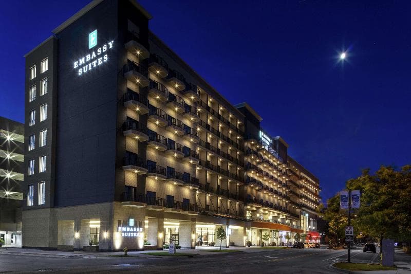 Embassy Suites by Hilton Grand Rapids Downtown 2