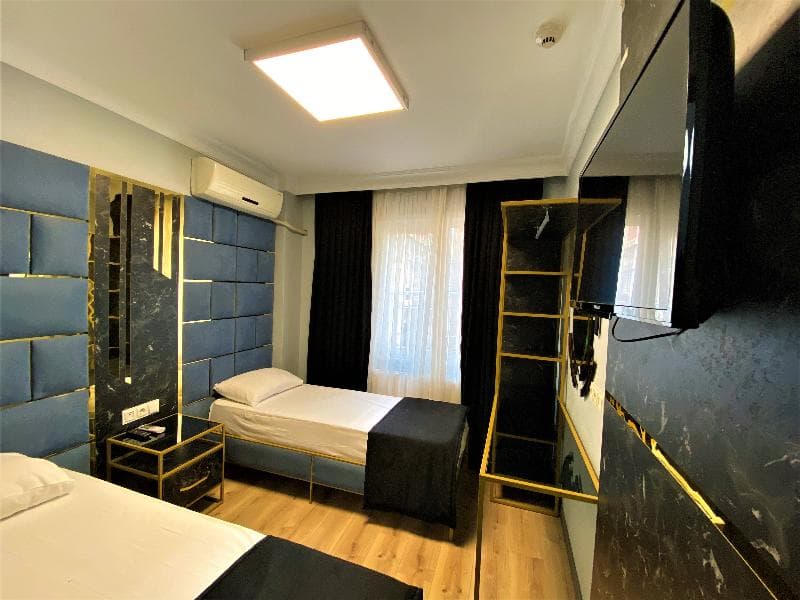 Orange Airport Hostel 5