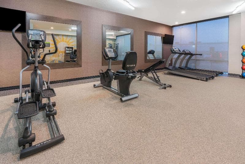 La Quinta Inn and Suites by Wyndham Houston Spring South photo 1