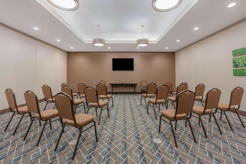 La Quinta Inn and Suites by Wyndham Houston Spring South main
