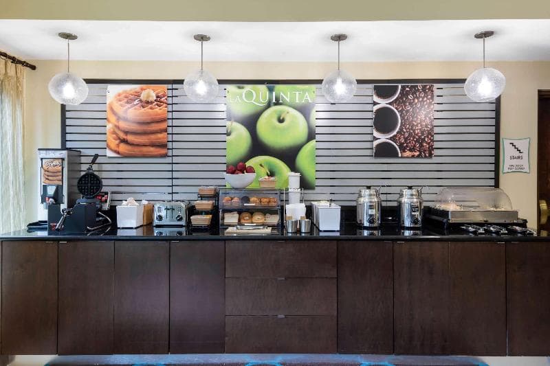 La Quinta Inn & Suites by Wyndham LaGrange / I-85 4