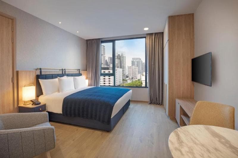 Staybridge Suites Bangkok Thonglor 2