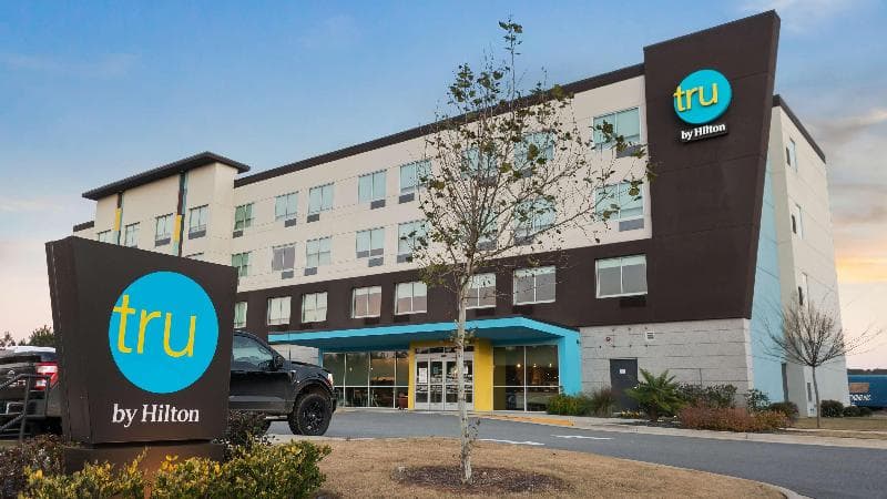 Tru by Hilton Greensboro Lake Oconee 5