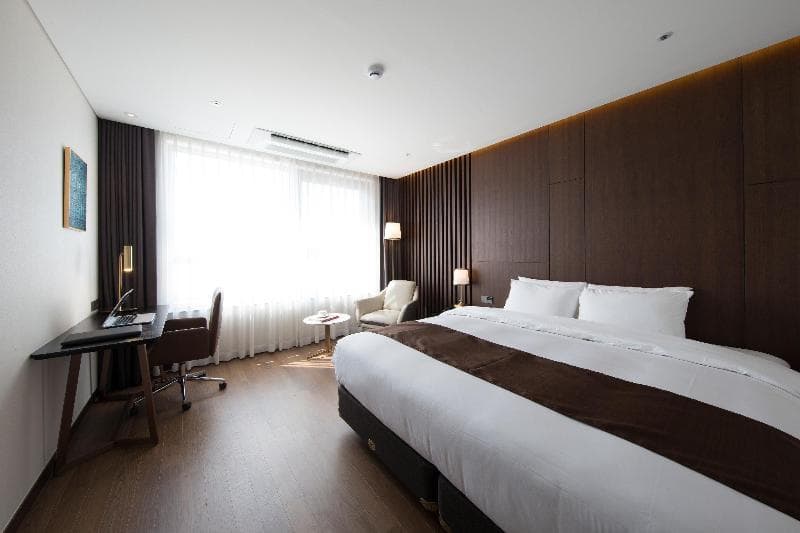 Ramada By Wyndham Daejeon 3