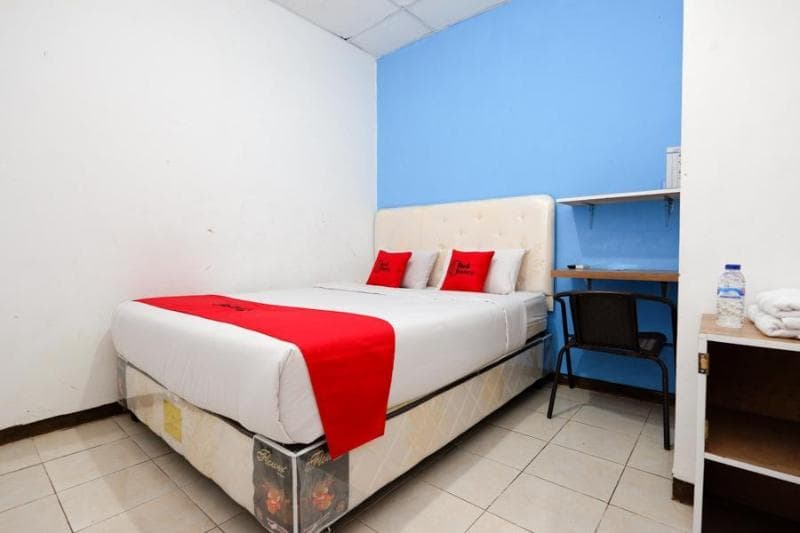 Reddoorz Near Kota Lama Semarang photo 1