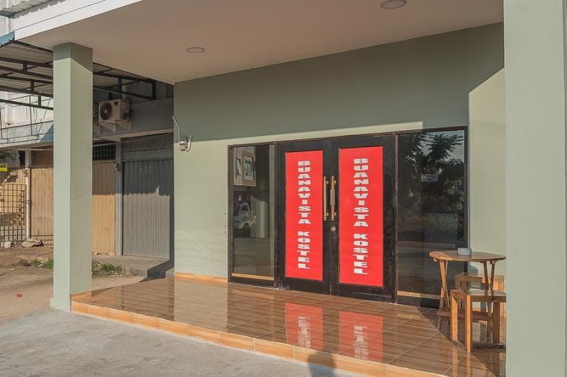 Reddoorz Near Hang Nadim Batam Airport 2
