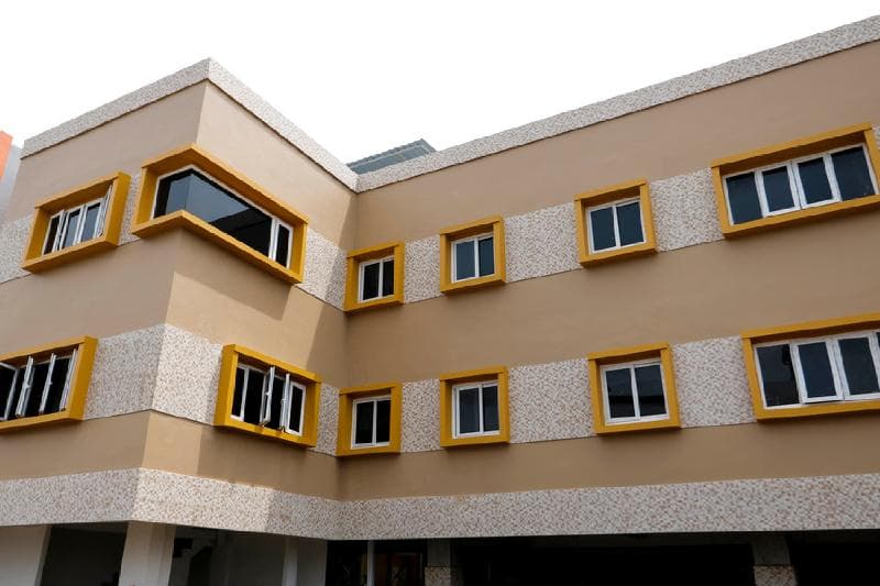 Reddoorz Plus Near Palembang Square Mall 4