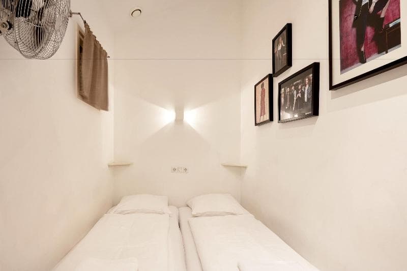 Hotel Not Hotel 3