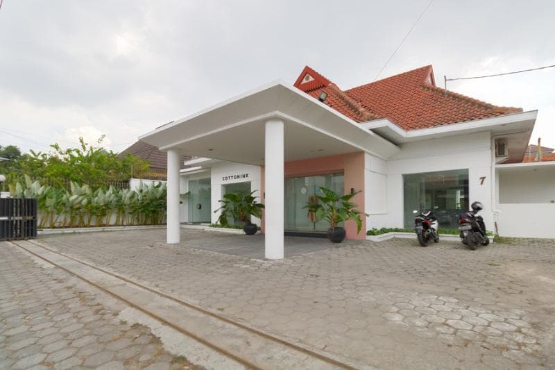 Reddoorz Plus @ Demangan Gejayan photo 1