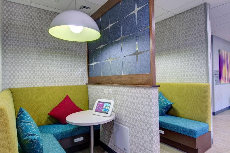 Hampton Inn & Suites Portland West photo 1