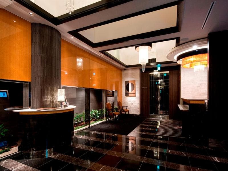 Apa Kodemmacho Ekimae 2