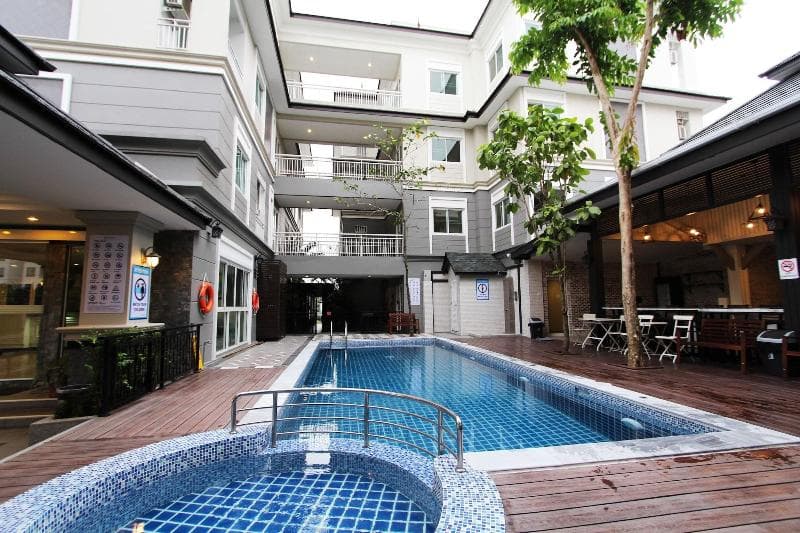 At Residence Suvarnabhumi photo 1