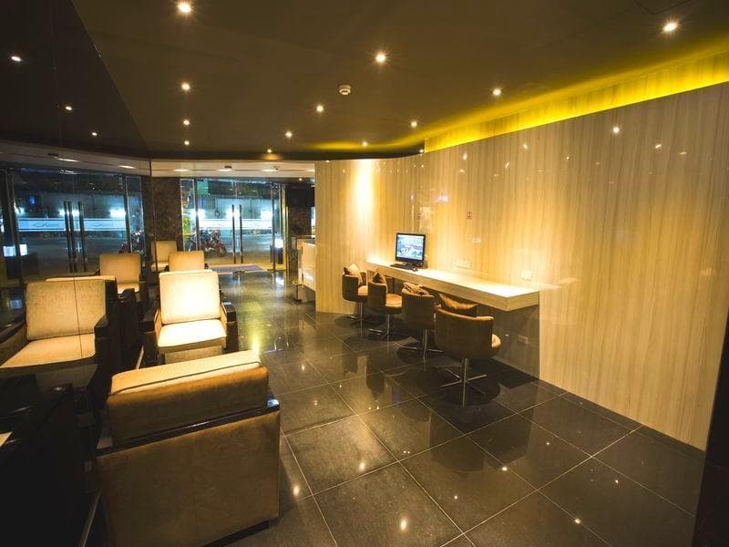 Serenotel Pattaya Beach Front 2