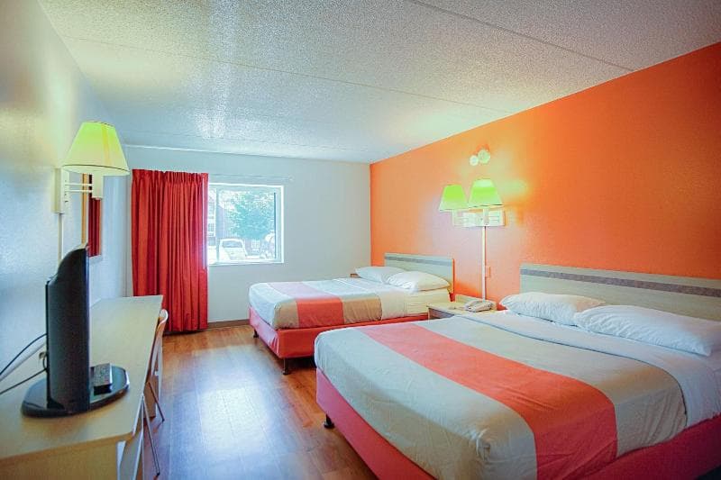 Motel 6 Syracuse photo 1