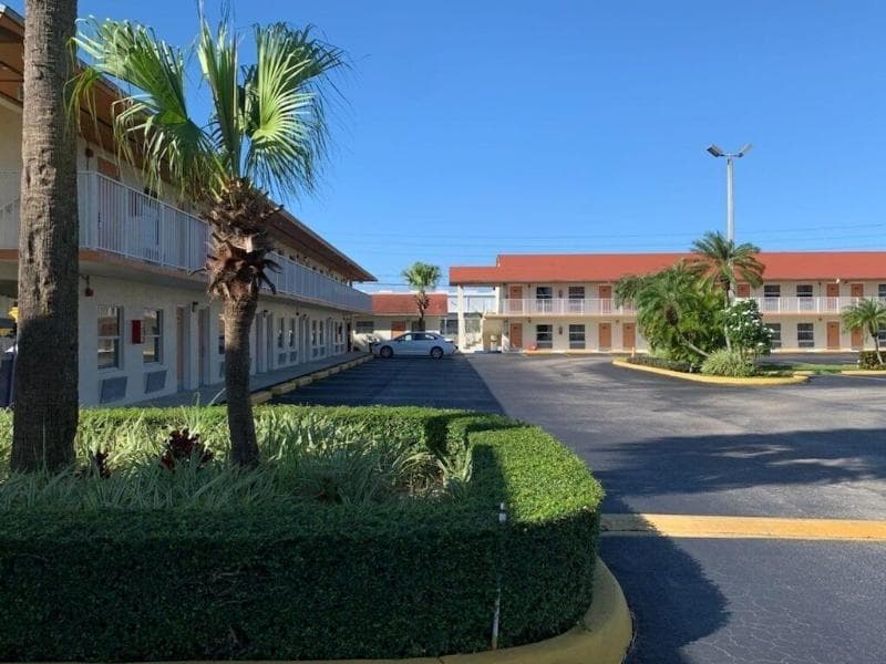 Fairway Inn 5