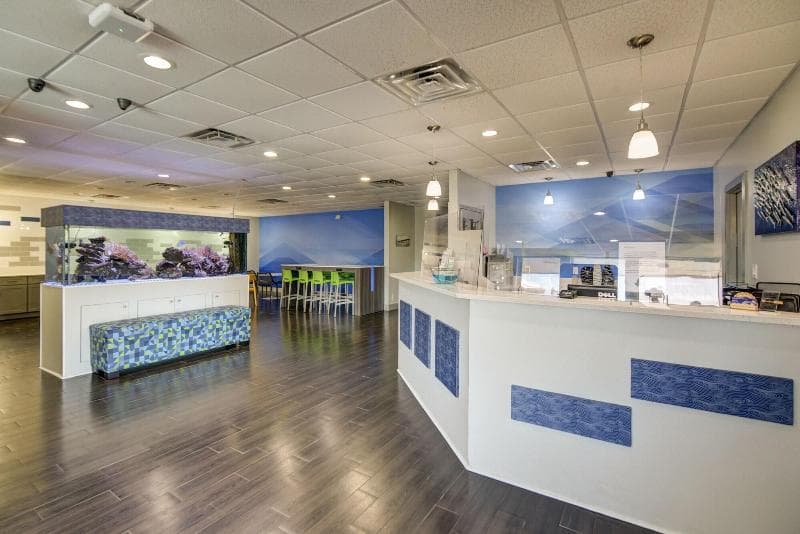 Emerald Coast Inn & Suites 4