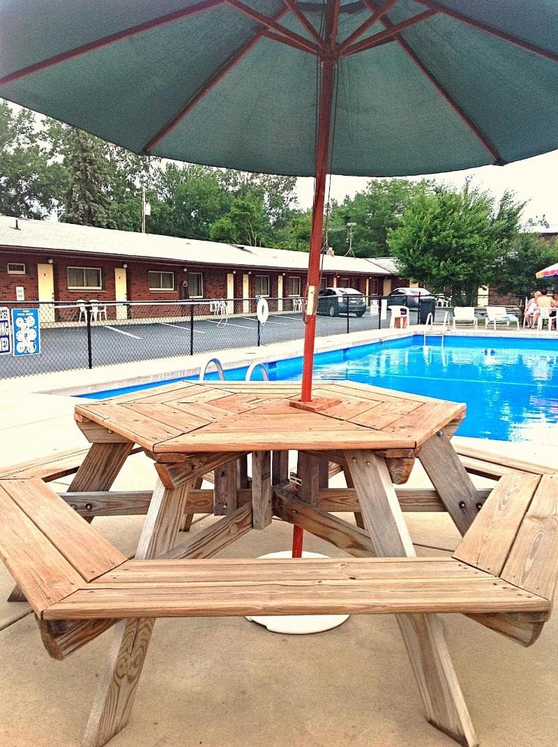 Swiss Cottage Inn photo 1