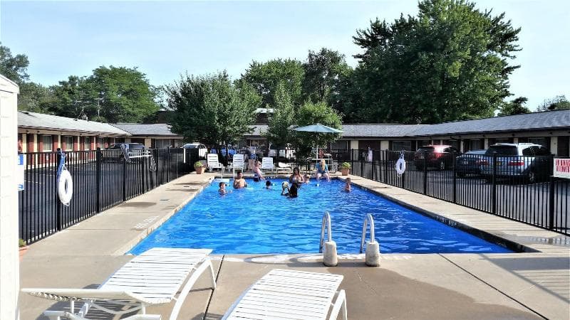 Swiss Cottage Inn 5
